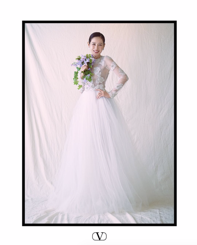 ลุคเจ้าสาวของ 'ซนเยจิน'