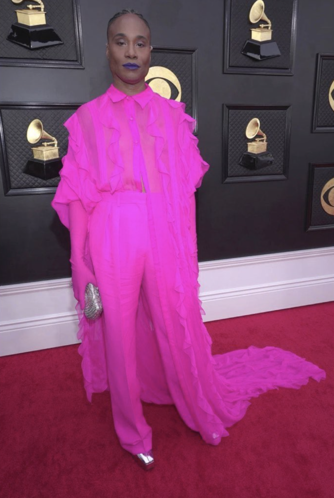 ลุคสีชมพูจากเวที Grammy Awards