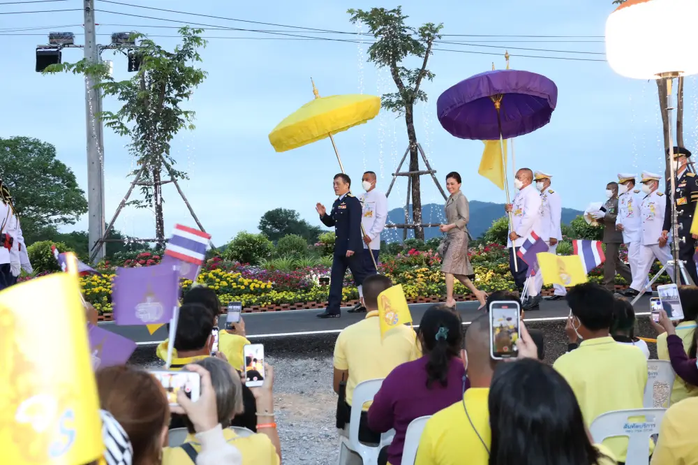 ทรงเปิดโครงการจัดหาน้ำบาดาลขนาดใหญ่แก้ปัญหาภัยแล้ง