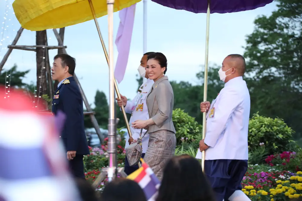 ทรงเปิดโครงการจัดหาน้ำบาดาลขนาดใหญ่แก้ปัญหาภัยแล้ง